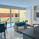Lindo Apto Con Salida Directa A La Playa