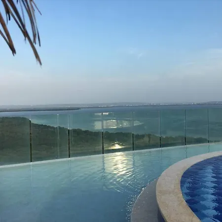 Apartamento Lindo Apto En Cartagena! Sale Directo A La Playa *