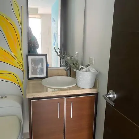 Apartamento Lindo Apto En Cartagena! Sale Directo A La Playa *